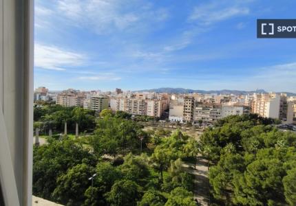 Habitación en piso compartido en Palma