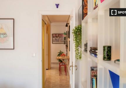 Apartamento de 2 dormitorios en alquiler en Ciutat Vella, Valencia