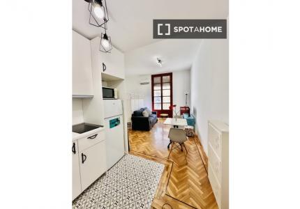 Apartamento en alquiler en Centro, Madrid