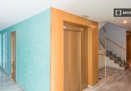 Piso de 4 dormitorios en alquiler en Murcia