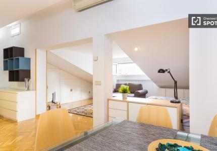 Elegante estudio con aire acondicionado en alquiler - Malasaña, Madrid