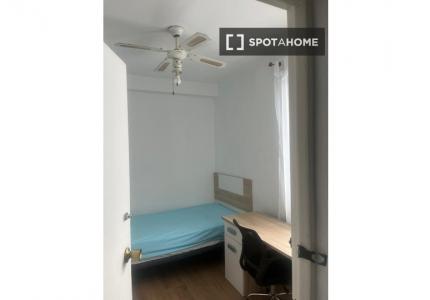 Habitación en piso compartido en alquiler en Huerta de la Reina