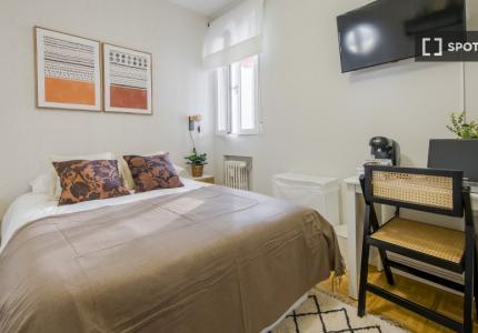 Se alquila habitación en piso compartido en Madrid