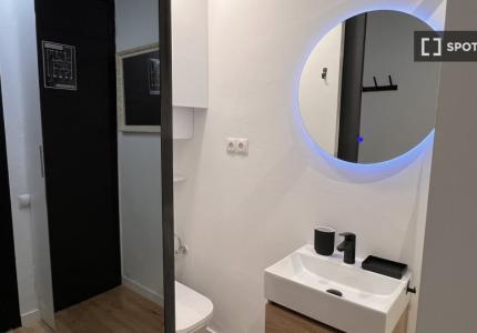 Estudio en alquiler en Cortes, Madrid