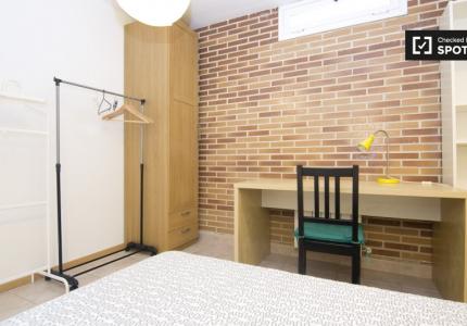 Habitación en piso compartido de 12 habitaciones en Villaviciosa