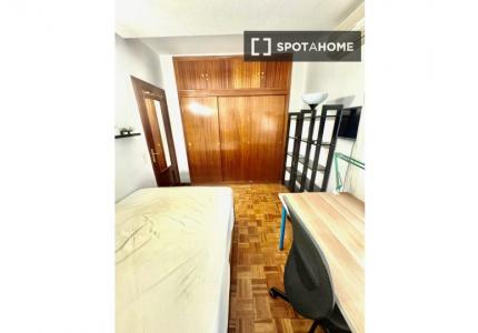 Habitación en piso compartido en alquiler en Lista, Madrid