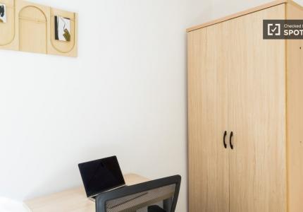 Habitación en alquiler en apartamento de 3 dormitorios en Getafe, Madrid
