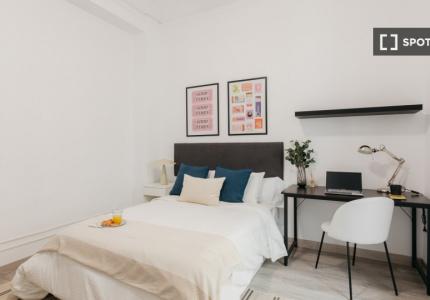 Habitación en piso compartido de 6 habitaciones, La Gran Vía, Valencia
