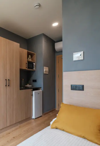 recepción 24 horas residencia universitaria micampus entrenúcleos dos hermanas