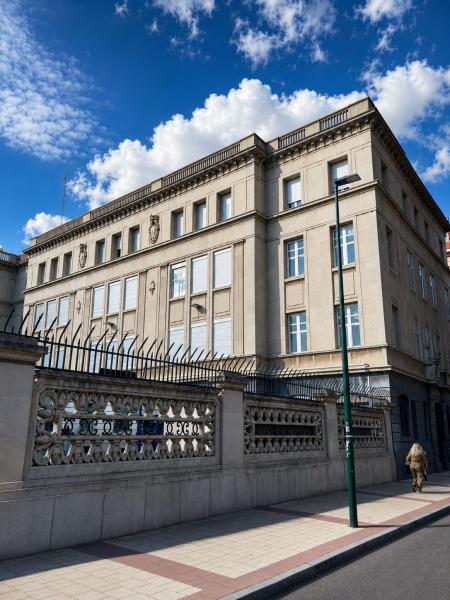 residencia universitaria almenara valladolid