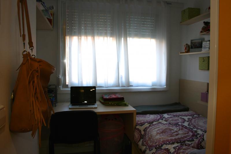 habitación  colegio mayor vedruna madrid