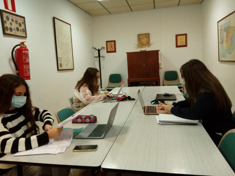 sala de estudio residencia universitaria misioneras de nuestra señora del pilar huesca