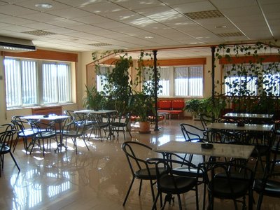 cafeteria colegio mayor tomás luis de victoria salamanca