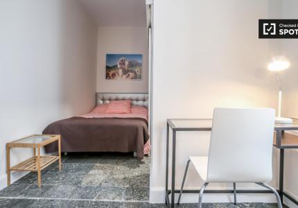 Habitación en piso compartido, Russafa, Valencia
