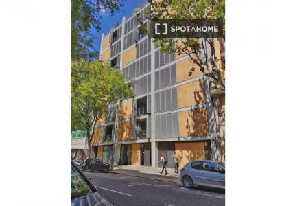 Estudio en alquiler en la Nova Esquerra, Barcelona.