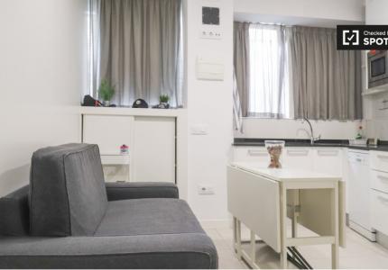 Apartamento de 1 dormitorio en alquiler en Chamberí, Madrid