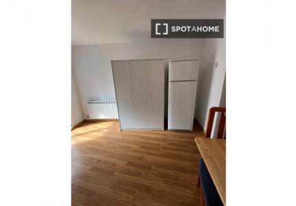 Habitación en piso compartido en Zaragoza