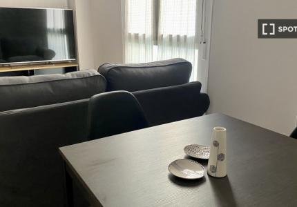 Apartamento de 2 dormitorios en alquiler en Tetuan, Madrid.