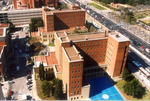 vista aerea penyafort-montserrat colegio mayor penyafort-montserrat-llull barcelona