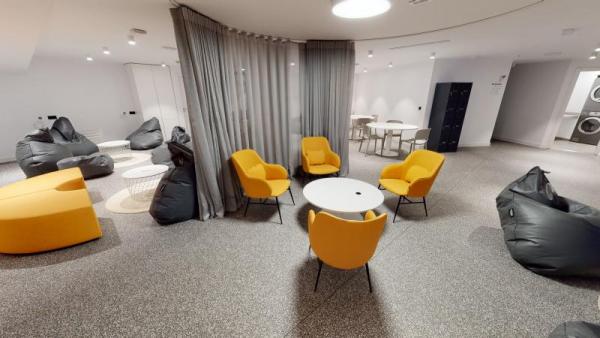 study lounge residencia universitaria resa málaga centro