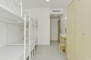 habitacion cuadruple residencia universitaria loop inn hostel cartagena