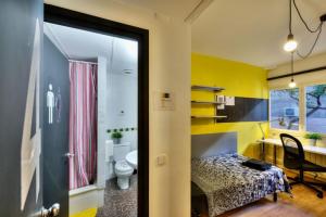 habitación individual con baño privado residencia universitaria barcelona residencias