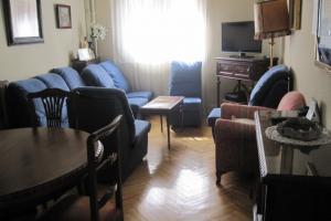 room-cleaning service (not daily) residencia universitaria acisjf madrid