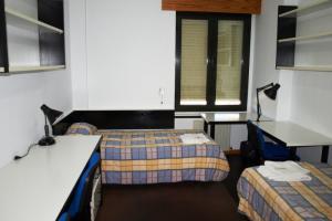 habitación individual residencia universitaria colegio de oviedo salamanca