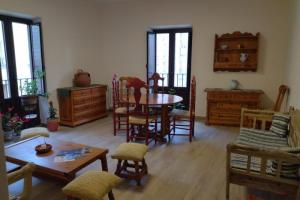 salas de estar residencia universitaria santa maría de fátima salamanca