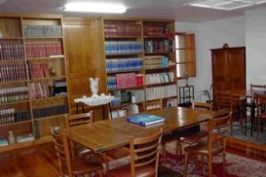 biblioteca residencia universitaria san pelayo santiago de compostela